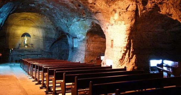 Gereja Bawah Tanah Salt Cathedral di Kolombia: Keajaiban Arsitektur di Tambang Garam Aktif