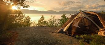 Mau Camping Murah dan Seru di Indonesia? Ini Rekomendasinya!