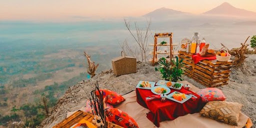 Wisata: Setiap Perjalanan Mengajarkan Kita Tentang Waktu dan Kesadaran