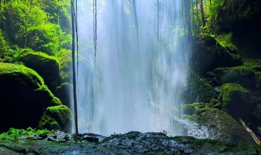 Air Terjun Lubuak Anau, Sumatera Barat: Hidden Gems Alam Eksotis